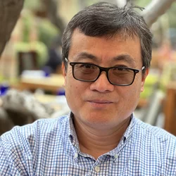 Yucheng Yao